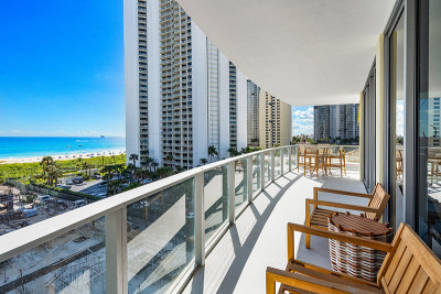 Oversized oceanfront terrace